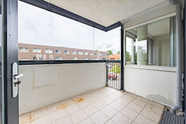 Medium property photo - IJseendplein 6, 2492 NH Den Haag